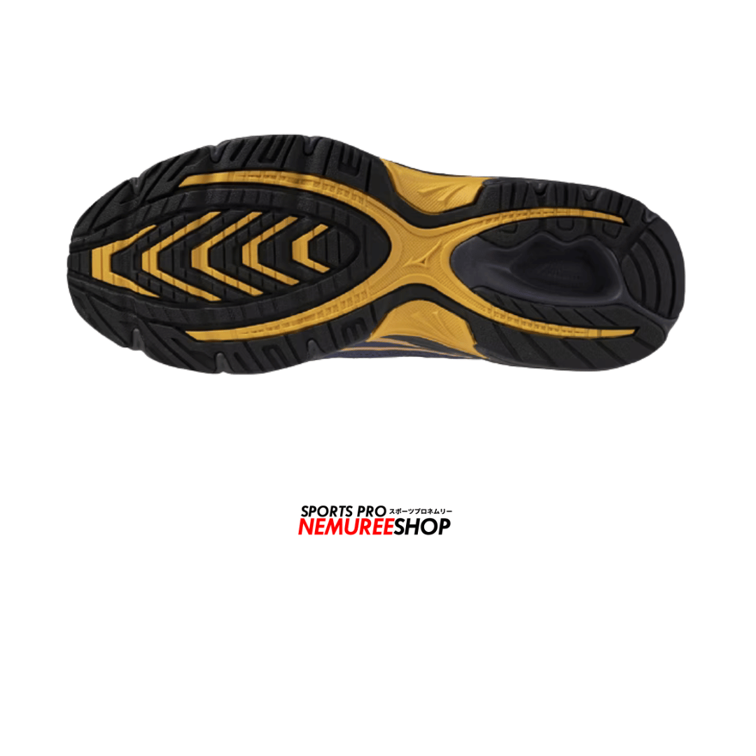 MIZUNO Sneakers MXR (BLACK / BLACK CADMIUM ORANGE) - Nemuree Shop - Online Sports Store